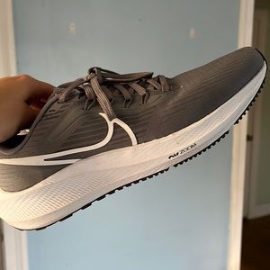 like new Nike Air zoom